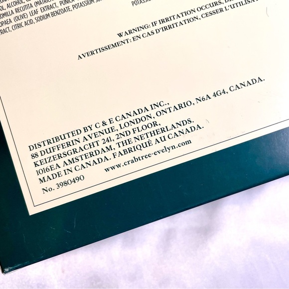 Crabtree & Evelyn Hand Therapy Set Full Size - Picture 9 of 9